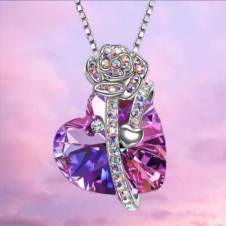 "Love of Rose" Heart Rhinestone Necklace