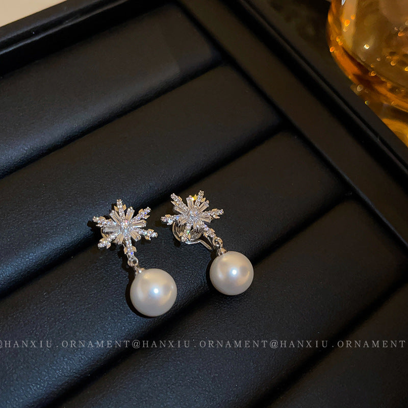 Zircon Snowflake Pearl Elegant Earrings