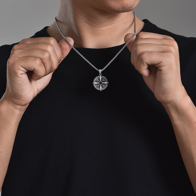 Sterling Silver Vintage High Street Shield Cross Pendants Necklace