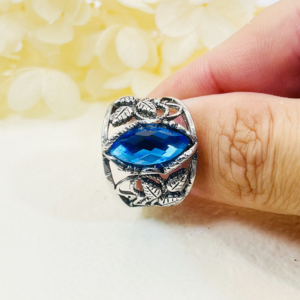 Vintage Luxury Sapphire Ring