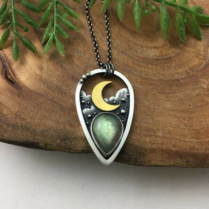 "Labradorite Island" Labradorite Moon Necklace