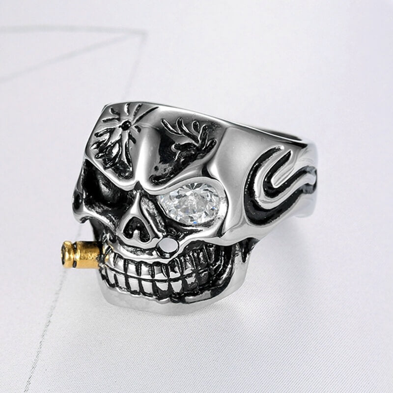 White Eyes Gold Pipe Skull Ring