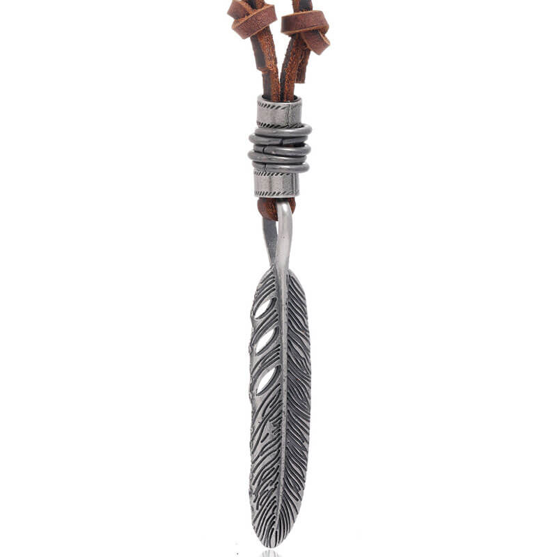 Simple Retro Brown Lychee Pattern Leather Necklace Creative Personality Feather Pendant