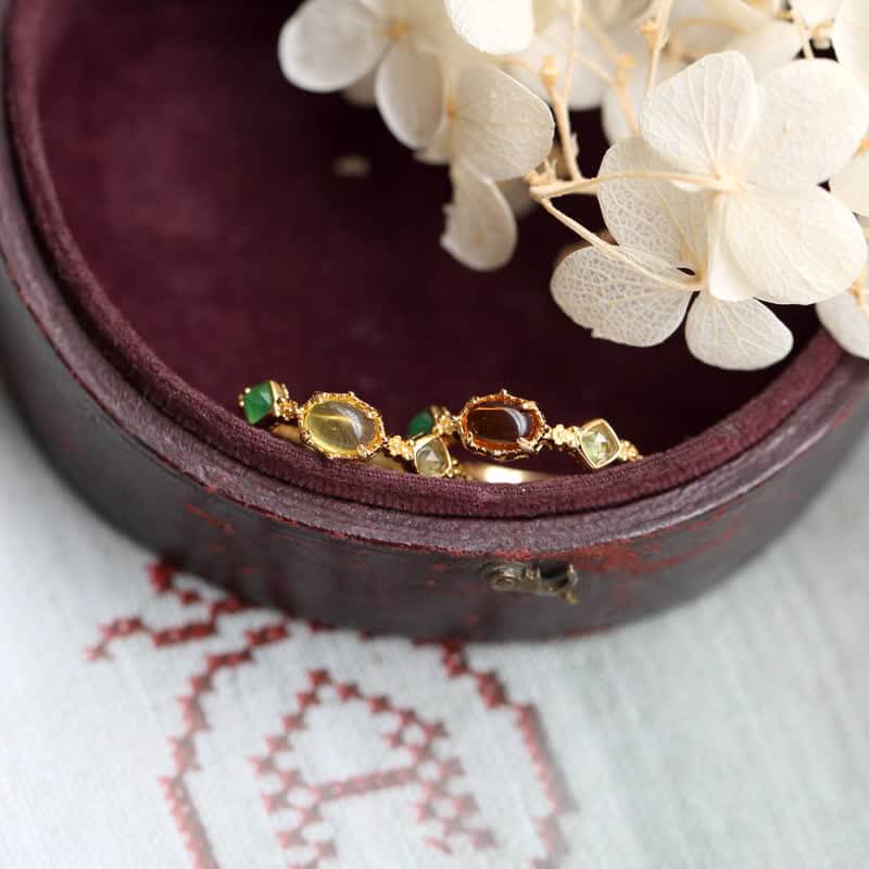 Retro Dainty Amber Gemstone Ring