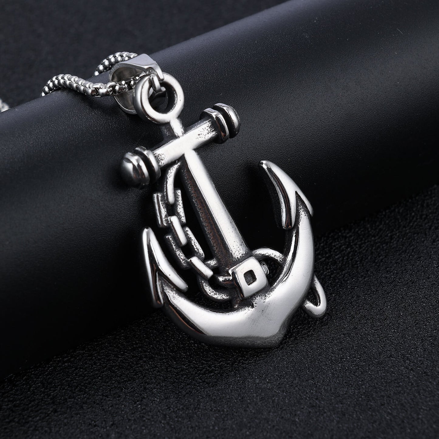 Personality Double Winding Ancient Ship Anchor Pendant