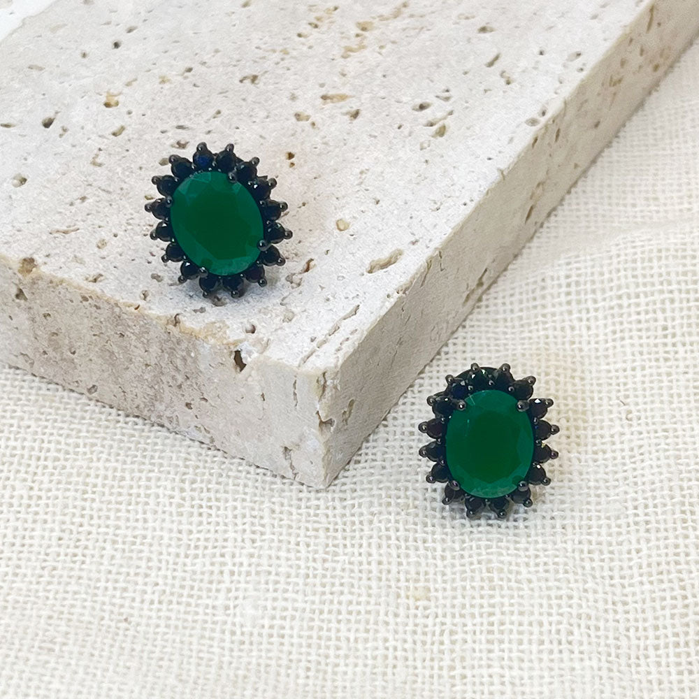 Black Flower Shape Inlaid Green Zircon Earrings