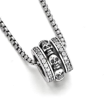 Sterling Silver Runner Skull Pendants Necklace