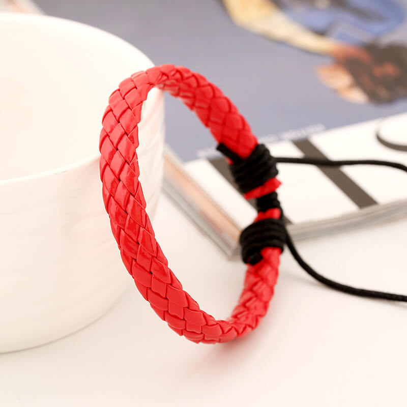 Simple Pull Adjustment Color Leather Bracelet for Men and Women