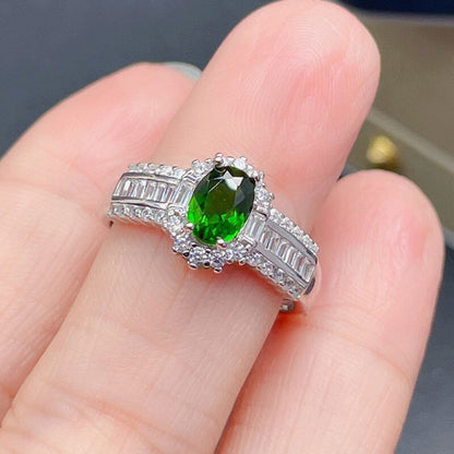 T Square Diamond Emerald Color Treasure Row Ring Imitation Natural Diopside Ring