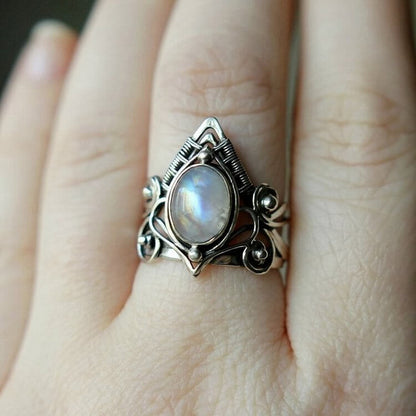 Vintage Moonstone Ring