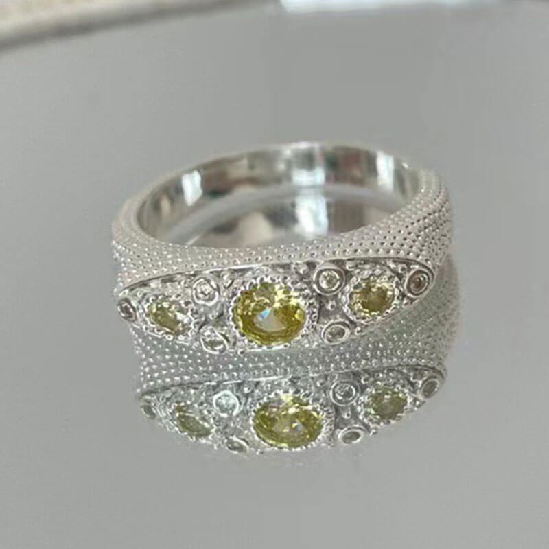 Retro New Women's Ring Diamond Ring