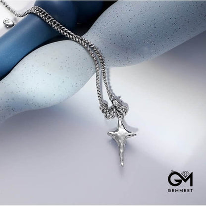 Moonstone Pleated Star Pendant Alloy Necklace