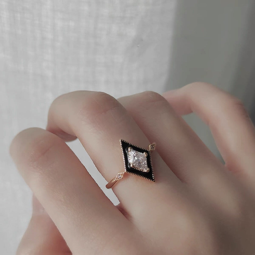 Retro Style Niche Geometric Rhombus Ring