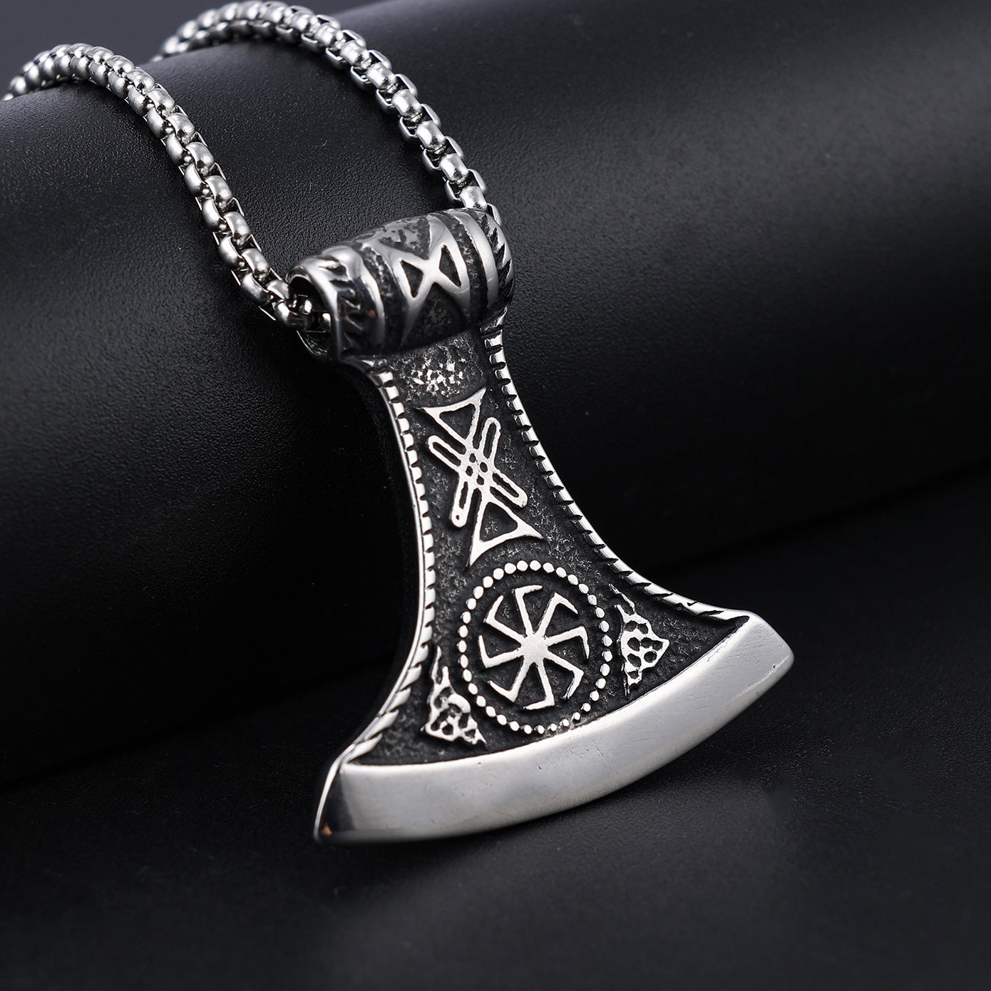 Retro Viking Mythology Axe Pendant Necklace