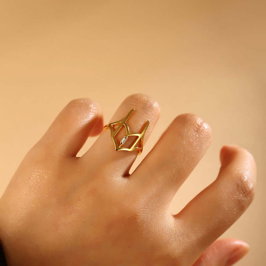 Open Adjustable Rocky Brass Fingertip Ring