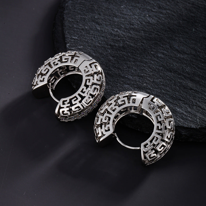 Women's Vintage Hollow Pattern Earrings