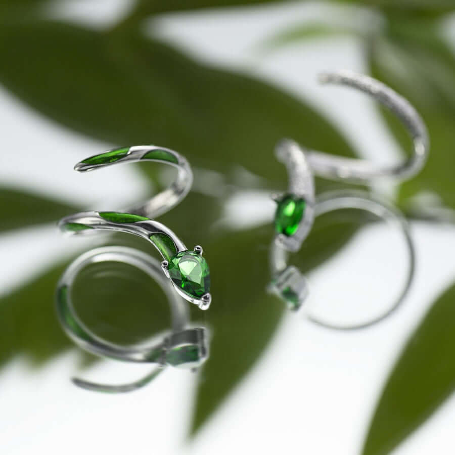 Emerald Snake Knuckle Cuff Ring