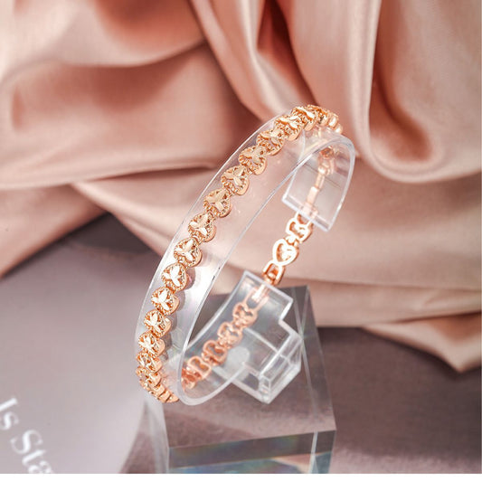 K-plated Gold Car Flower Heart Bracelet for Women