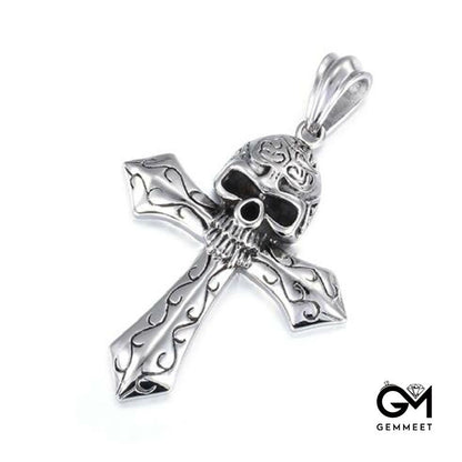 Knight's Skull Cross Pendant