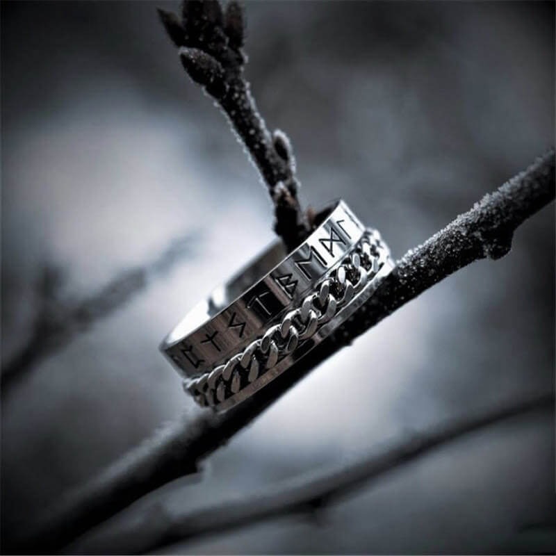 Viking Runic Rotating Chain Ring