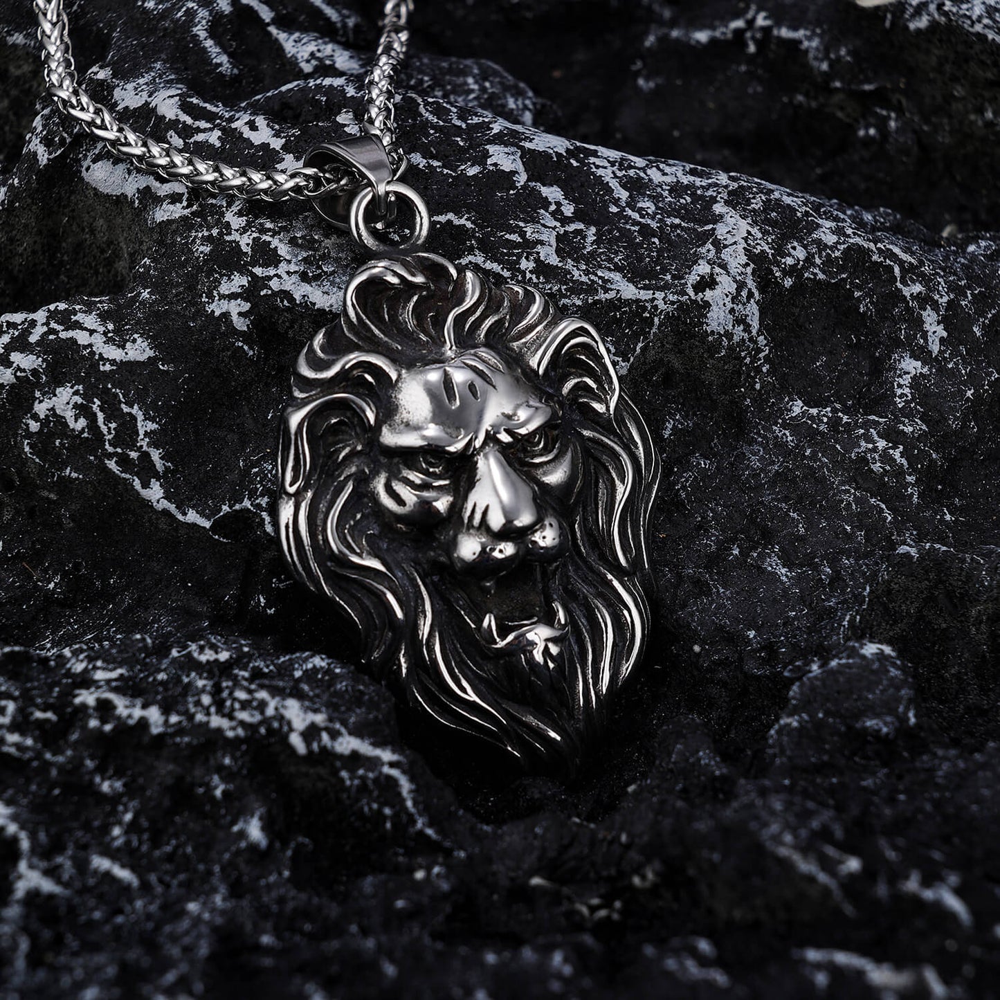 Animal Shape Lion Head Stainless Steel Pendant