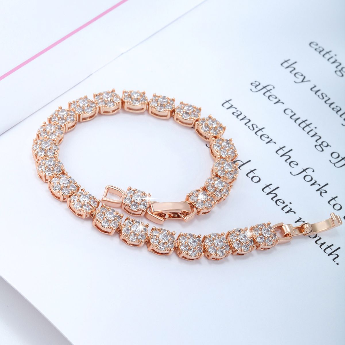 Luxurious Micro-paved Zircon Alloy Bracelet