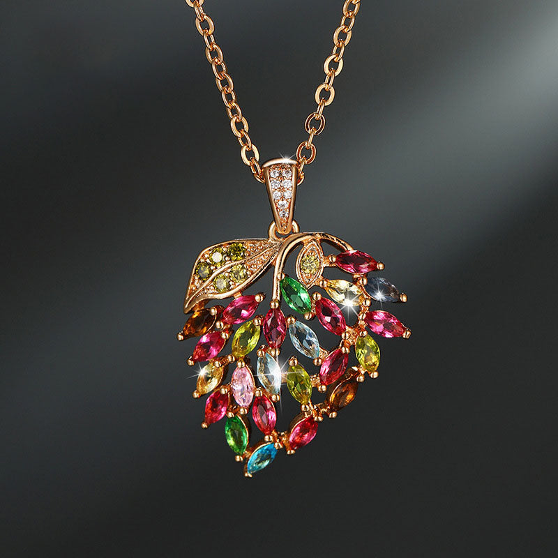 Retro Light Luxury Colorful Zircon Strawberry Pendant