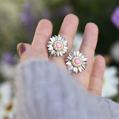 Women's Vintage Daisy Ring and Earrings