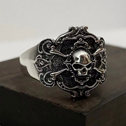 Vintage Men's Skull Shield Ring