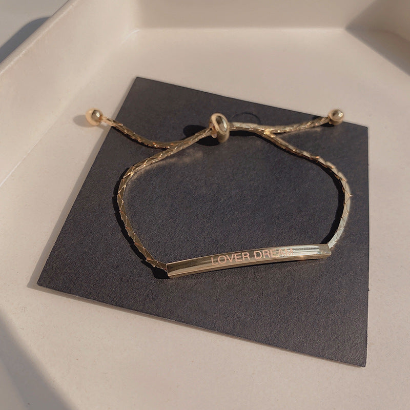 The Niche Design Bracelet Is Simple and Adjustable