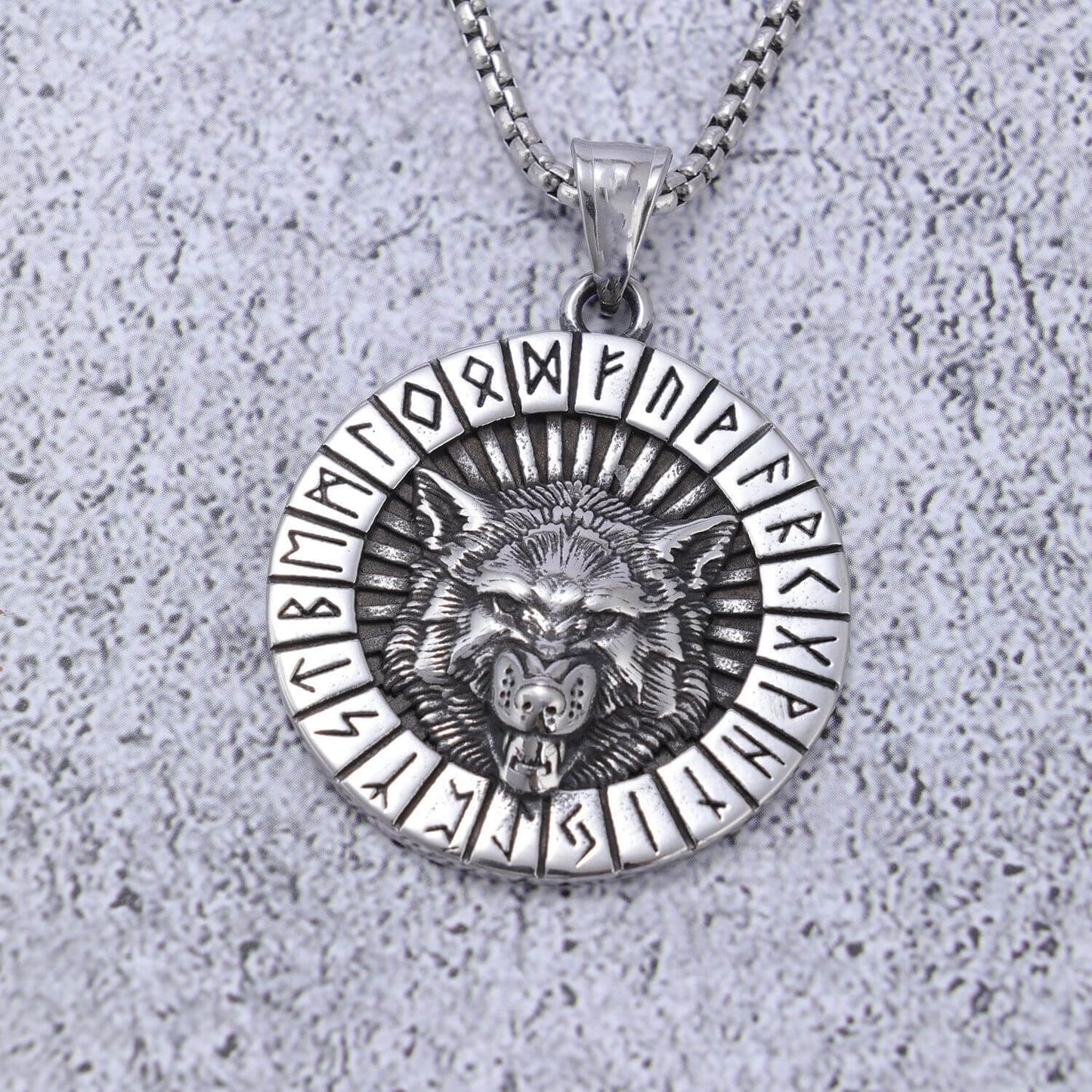 Round Wolf Pendant Necklace