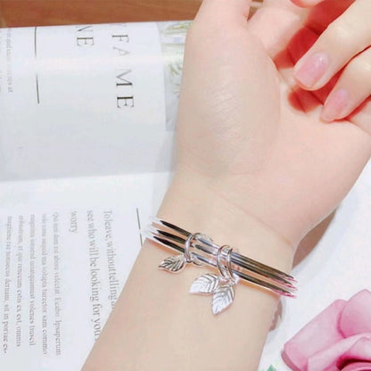 Glossy Leaf Closed Solid Bracelet