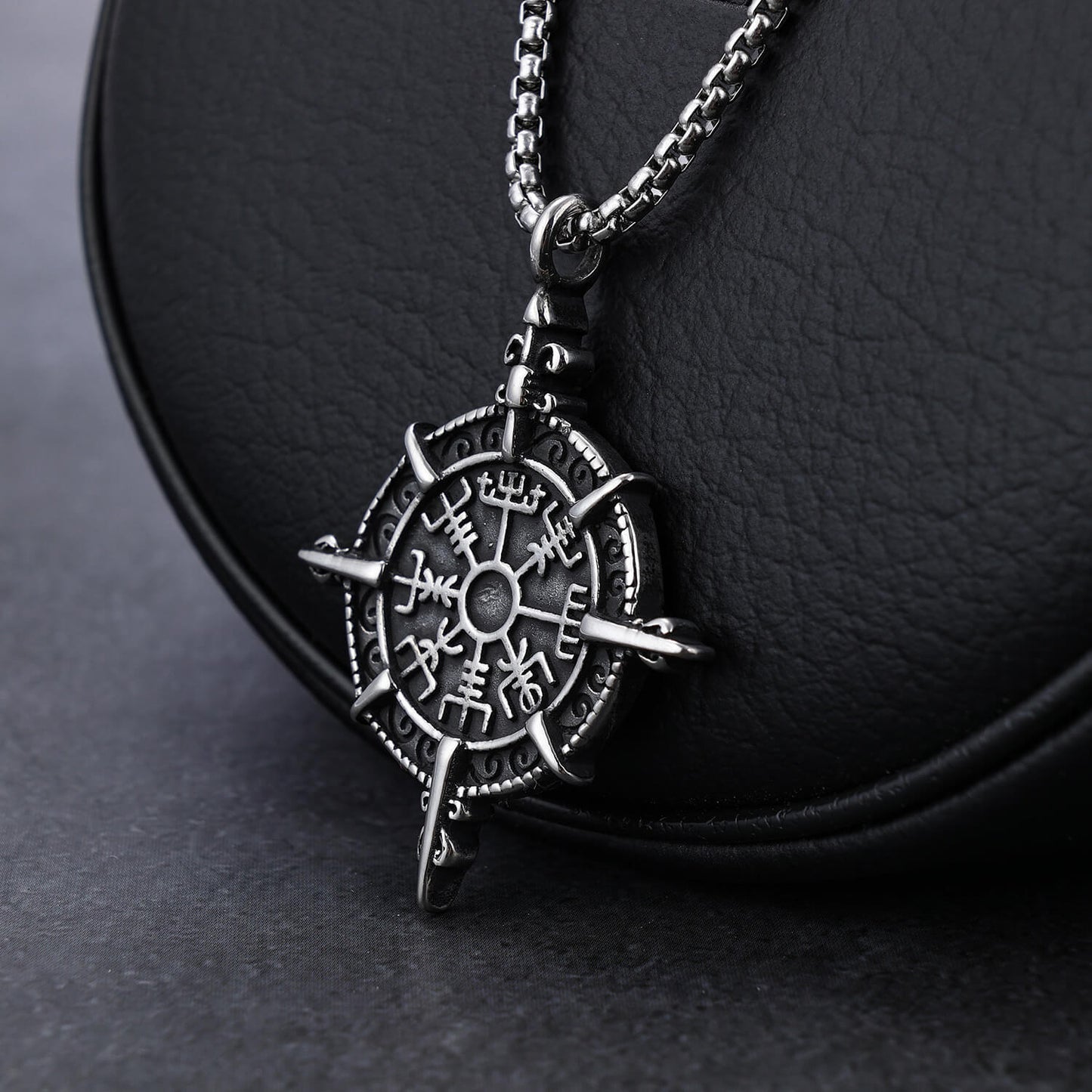 Personality Retro Amulet Cross Men Pendant