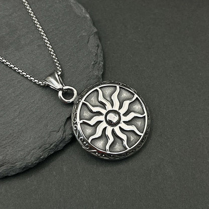 Vintage Men's Sunflower Circular Necklace