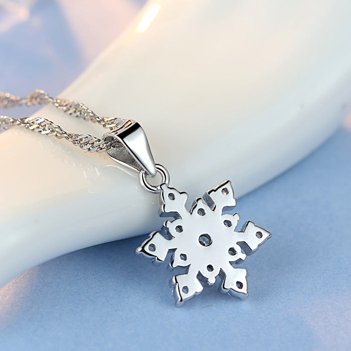 Christmas Gift Snowflake Pendant Necklace