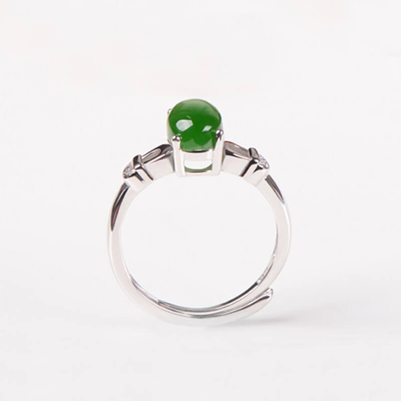 Four-claw Emerald Ring Luxury Fan Chrysoprase Living Mouth Diamond Ring