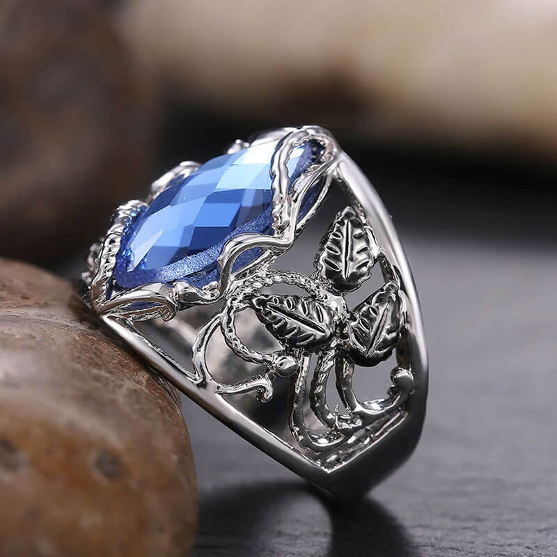 Luxury Sapphire Vintage Ring