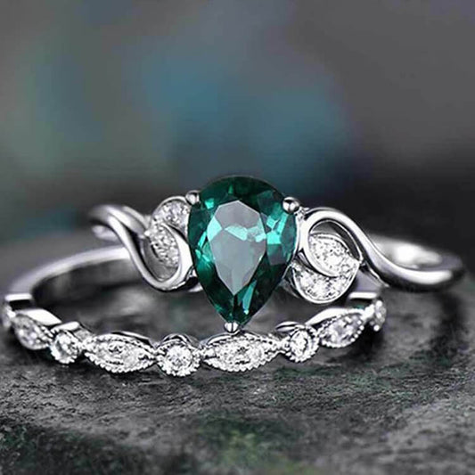 Water Drop Emerald With Zircon 2 Piece Ring Set