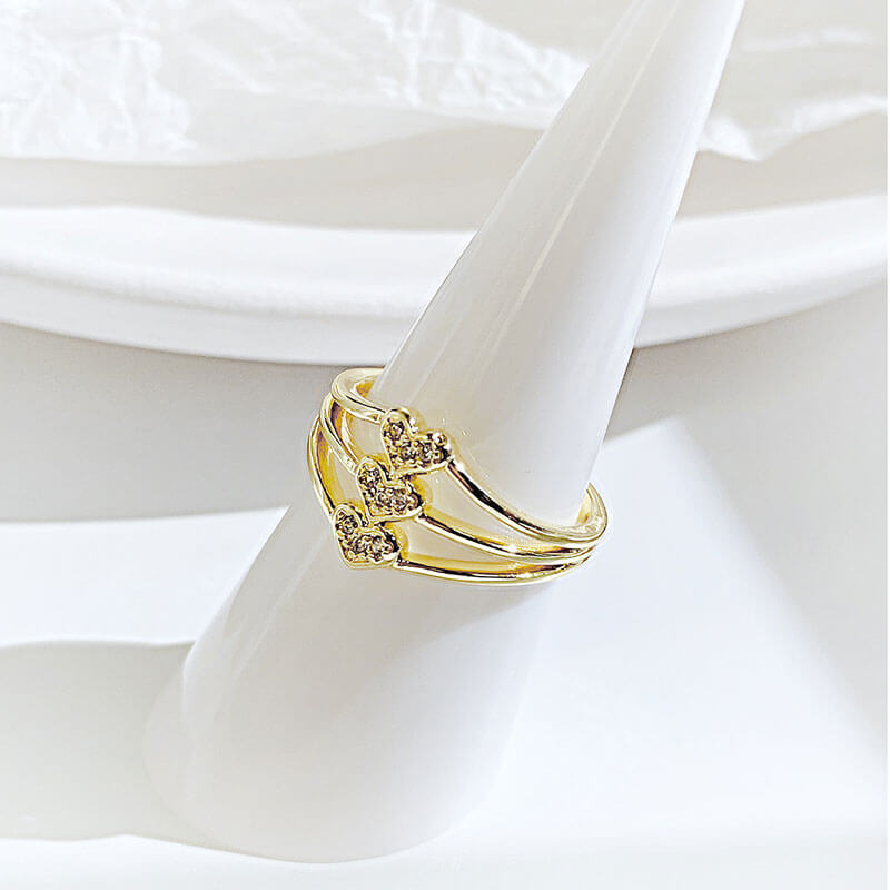 Minority Design Sense Simple and Versatile Peach Heart Micro-inlaid Zircon Ring