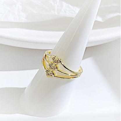 Minority Design Sense Simple and Versatile Peach Heart Micro-inlaid Zircon Ring