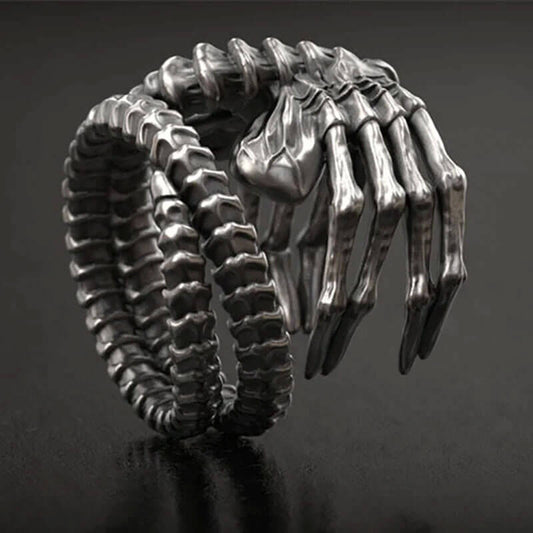 Prometheus Facehugger Skull Ring