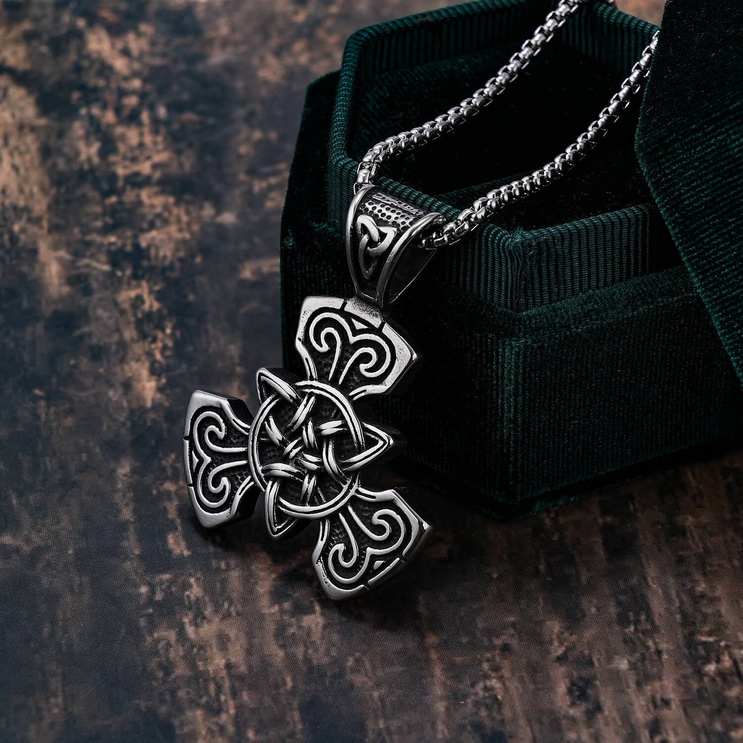 Celtic Kink Stainless Steel Pendant