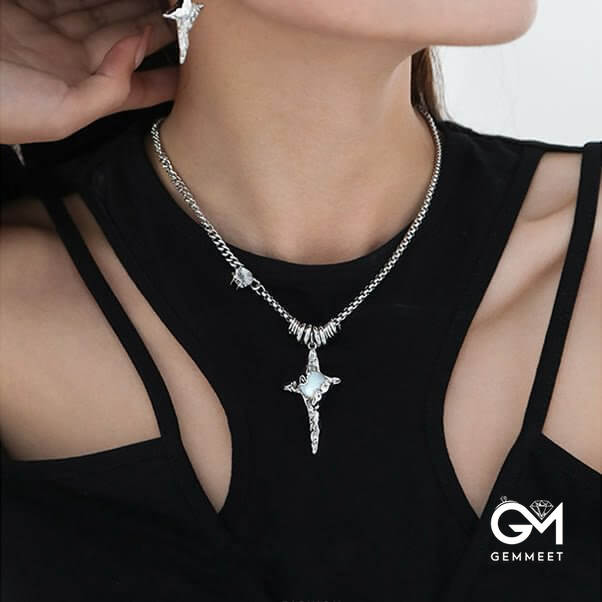 Moonstone Pleated Star Pendant Alloy Necklace