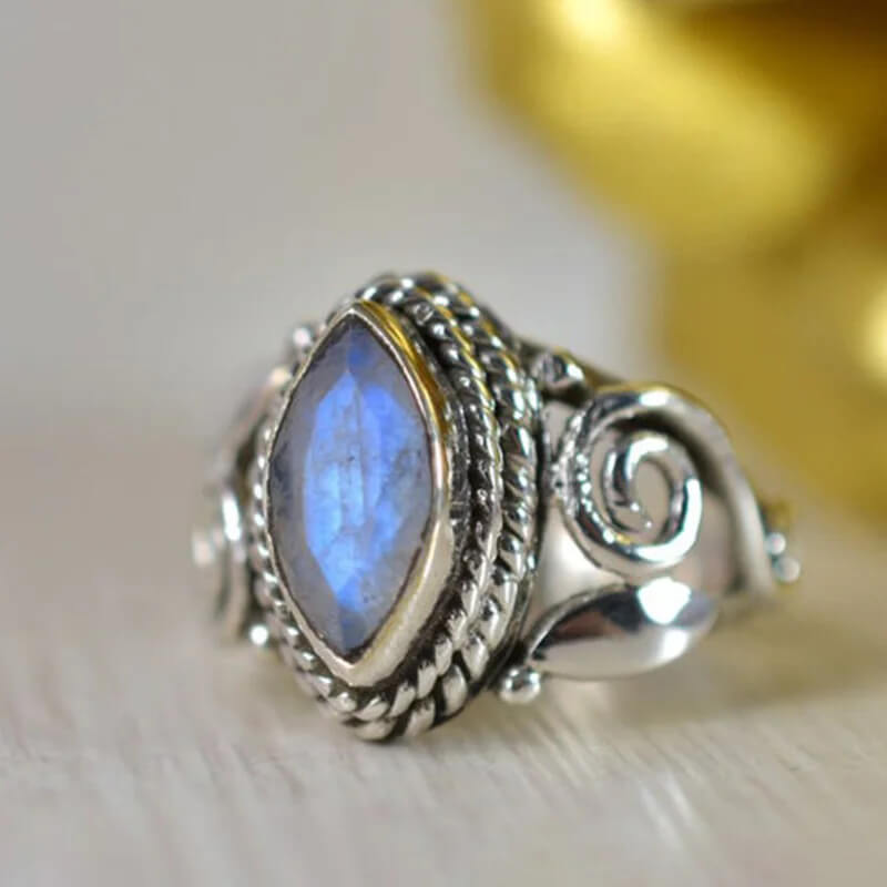 Rainbow Moonstone Vintage Ring