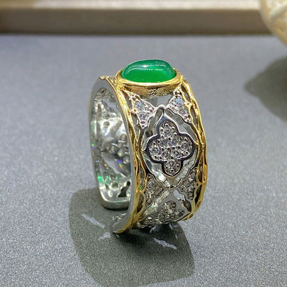 Vintage Textured Engraved Gold Hand Brushed Ring Inlaid Imitation Natural Colombian Emerald Ring