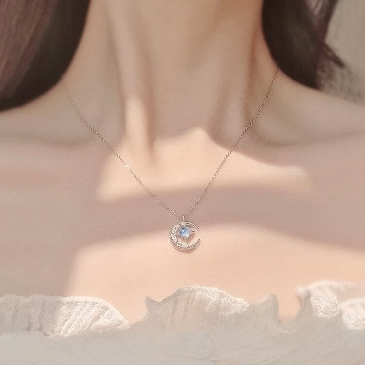 Celestial Dainty Moon Moonstone Necklace