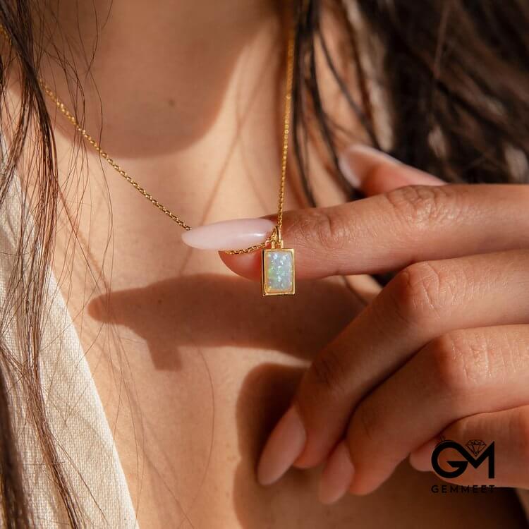 Colorful Opal Love Square Pendant 18k Gold Necklace