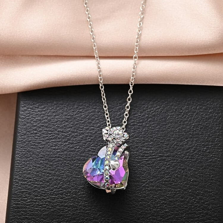 "Love of Rose" Heart Rhinestone Necklace