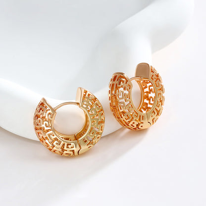 Women's Vintage Hollow Pattern Earrings