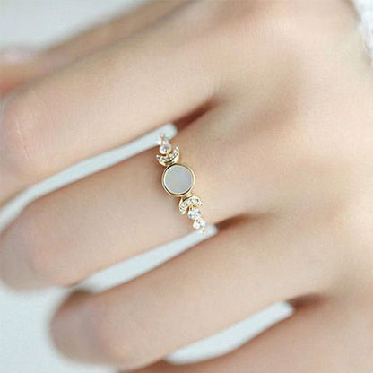 White Butterfly Shell Full Moon Ring